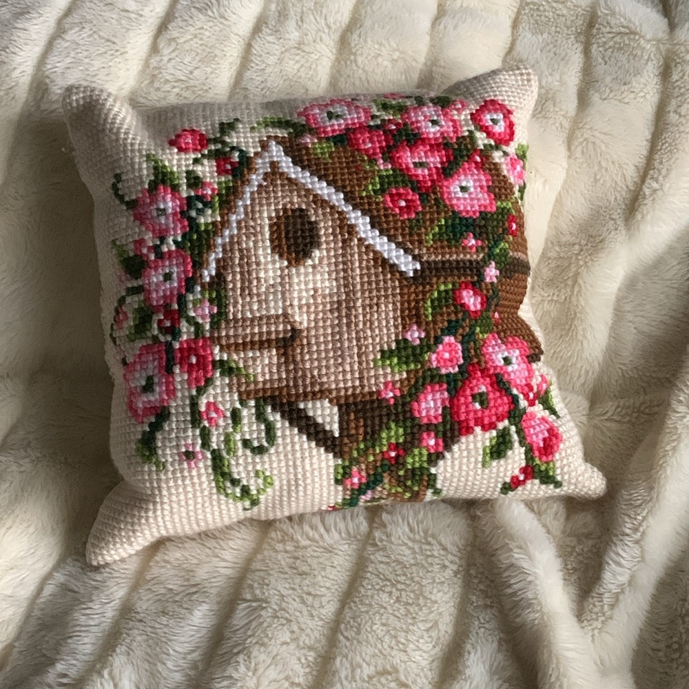 Vintage needlepoint bird house pillow throw cushion